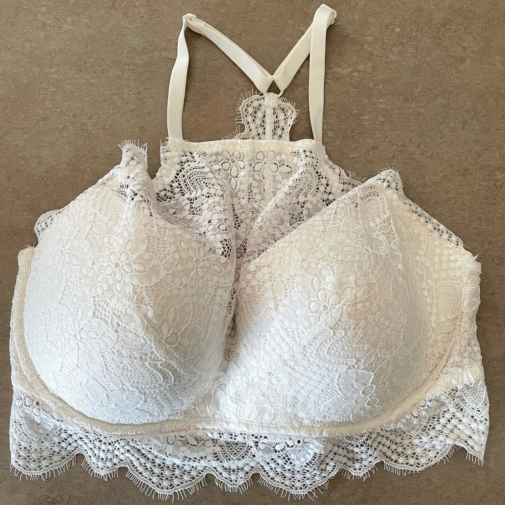 Victoria's Secret PINK White Lace Bra- Large (DD)